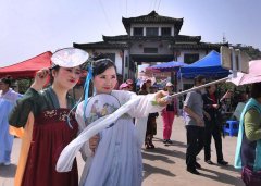 唐朝仕女集体“穿越” 来涪陵