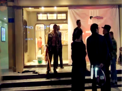 小伙工钱讨不回 还垫了2000元