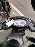 摩托车被偷后丢角落 小偷留字条：盗亦有道