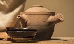 女子多年前落下病根  如今却被老公嫌弃是个药罐子