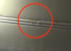 大爷煮饭时头顶“瓢泼大雨”   楼上住户表示不知情