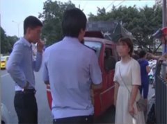 顾客拒付5元钱的油费  司机扬言要“弄”他们