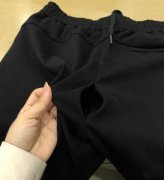 新买的裤子出现炸线   店家不退不换还称补上一样穿