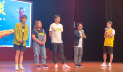 《跳舞吧大象》在西南大学举办见面会 导演现场cue彭于晏的六块腹肌